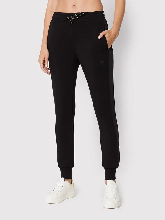 Παντελόνι φόρμας · Μαύρο · Regular Fit