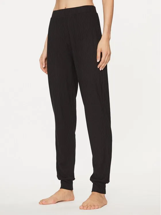 Παντελόνι φόρμας · Μαύρο · Regular Fit