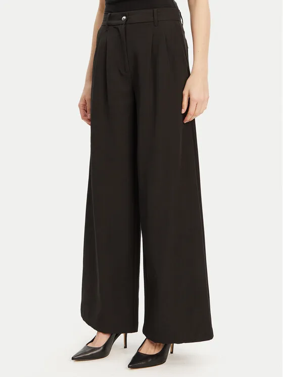 Παντελόνι Palazzo · Μαύρο · Regular Fit