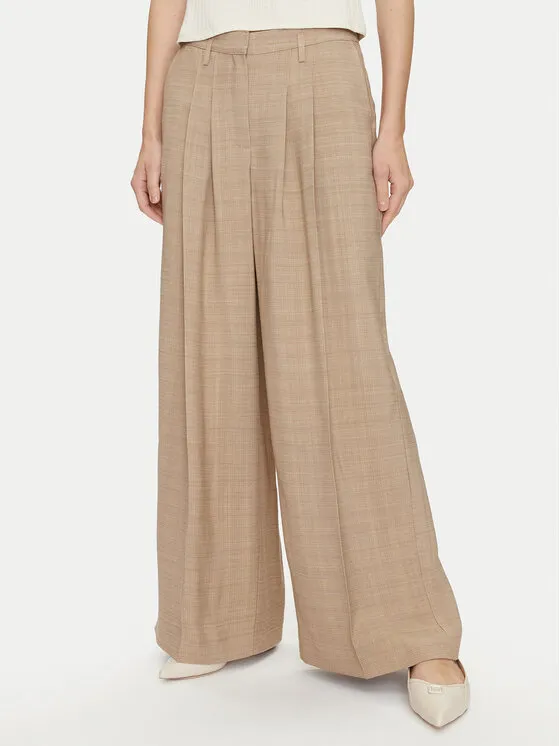Herskind Παντελόνι υφασμάτινο · Μπεζ · Relaxed Fit