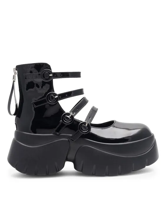 Κλειστά παπούτσια · Μαύρο