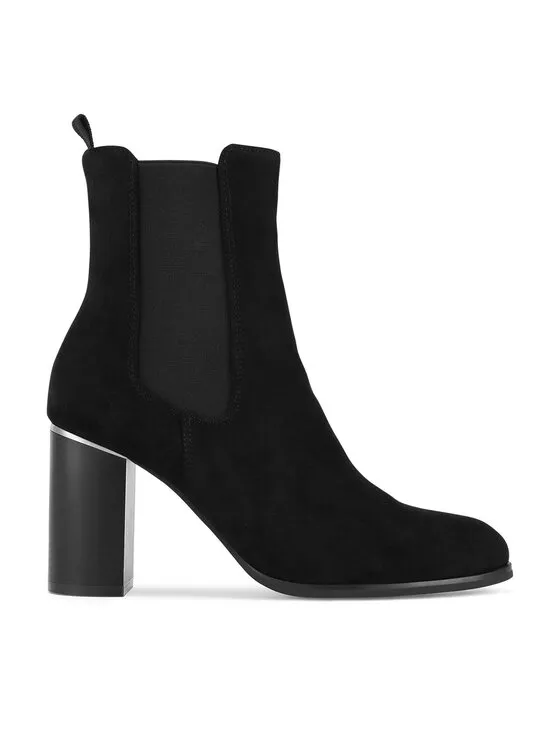 Μποτάκια με λάστιχο · Μαύρο · 8.5 cm