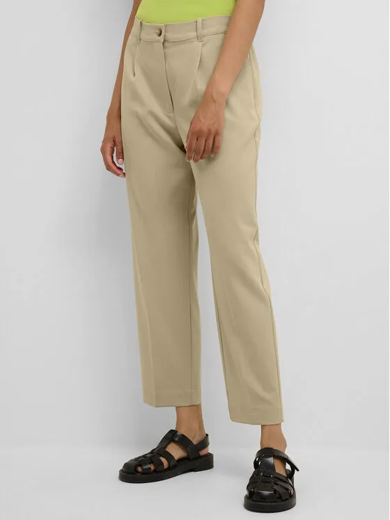 Karen by Simonsen Παντελόνι υφασμάτινο · Μπεζ · Regular Fit
