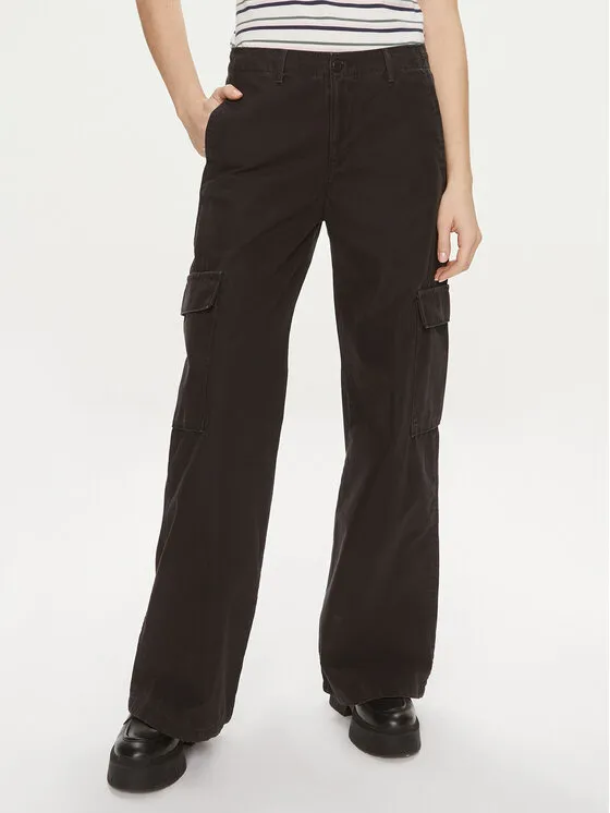 Παντελόνι υφασμάτινο · Μαύρο · Regular Fit