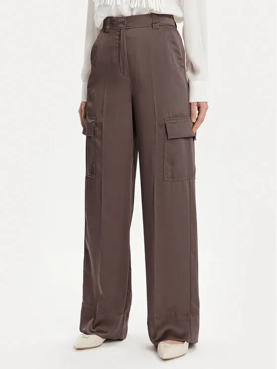 Marella Παντελόνι υφασμάτινο · Καφέ · Relaxed Fit