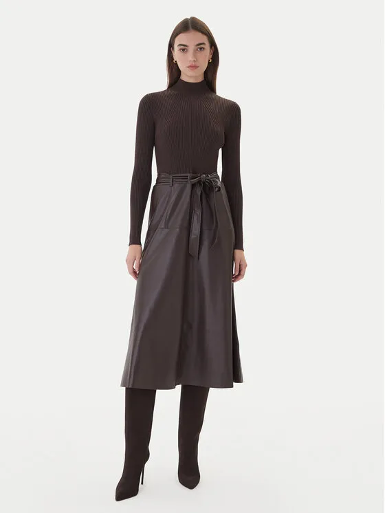 Φόρεμα υφασμάτινο · Καφέ · Midi