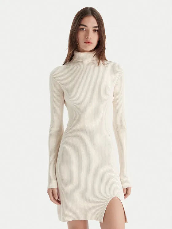 Φόρεμα υφασμάτινο · Εκρού · Mini