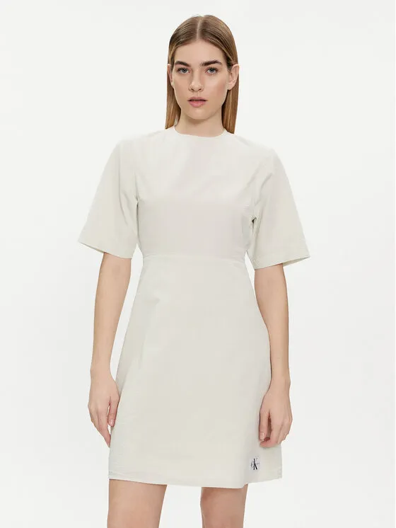 Φόρεμα καλοκαιρινό · Εκρού · Mini