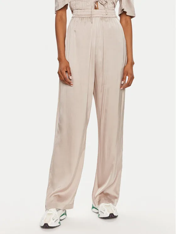 Munthe Παντελόνι υφασμάτινο · Μπεζ · Relaxed Fit