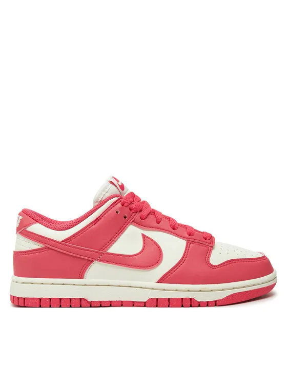 Nike Αθλητικά · Ροζ