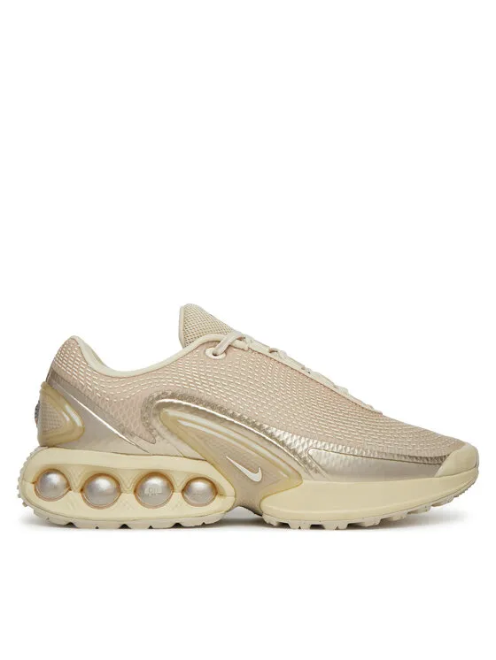 Nike Αθλητικά · Μπεζ