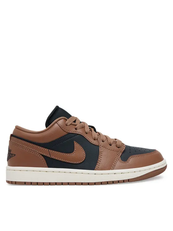 Nike Αθλητικά · Καφέ