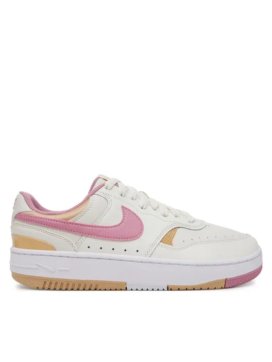 Nike Αθλητικά · Εκρού
