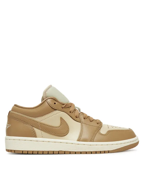 Nike Αθλητικά · Μπεζ