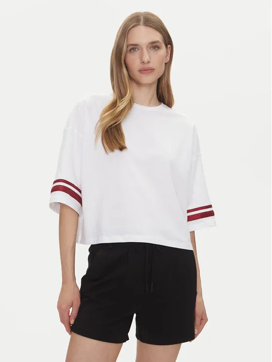 T-Shirt · Λευκό