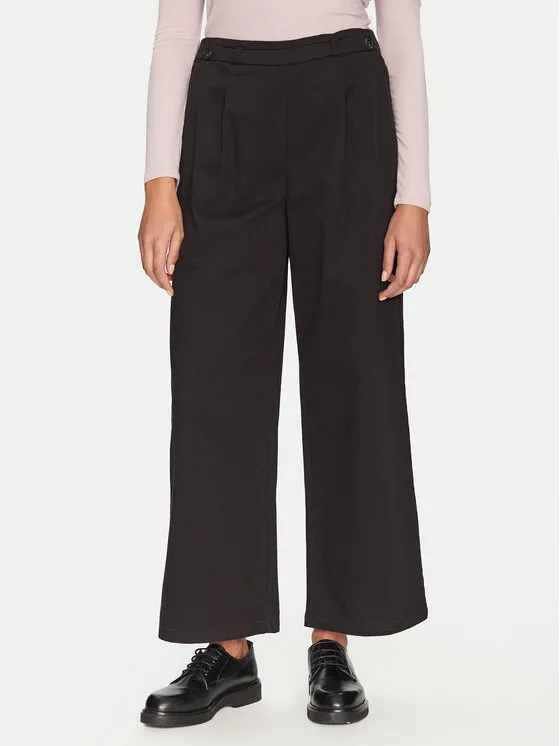 Παντελόνι υφασμάτινο · Μαύρο · Regular Fit