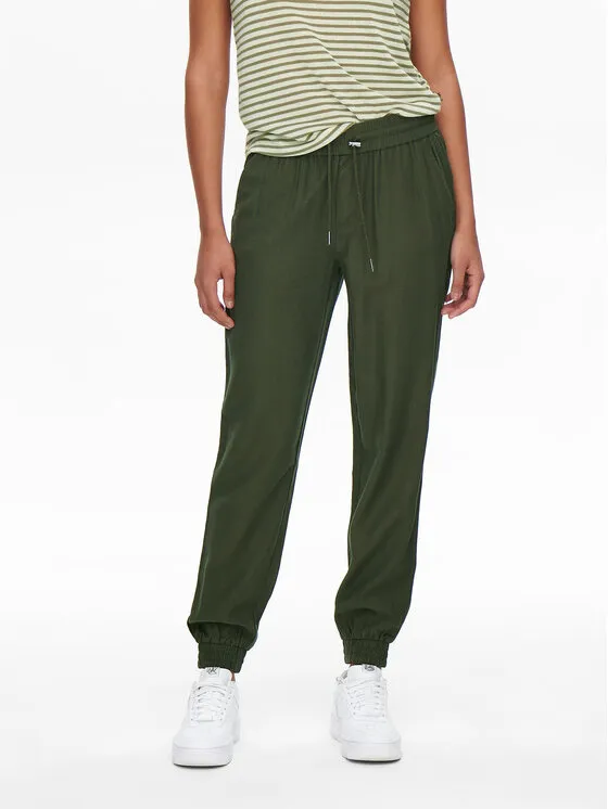 Παντελόνι φόρμας · Πράσινο · Regular Fit
