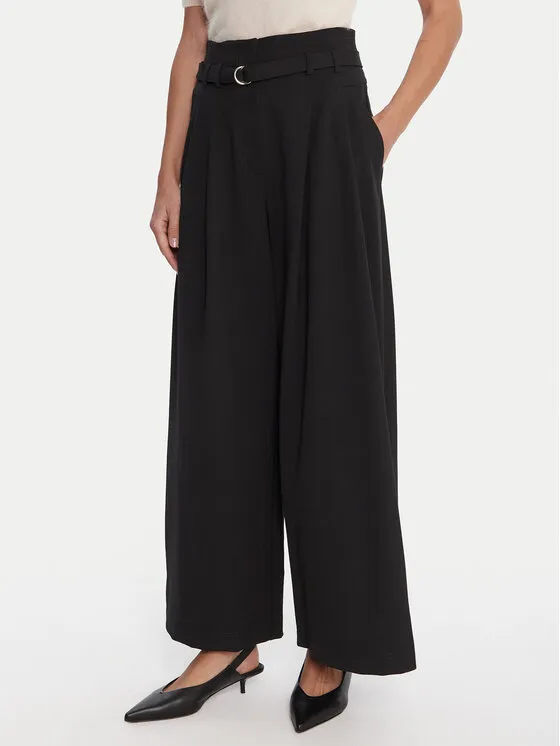 Παντελόνι Palazzo · Μαύρο · Relaxed Fit