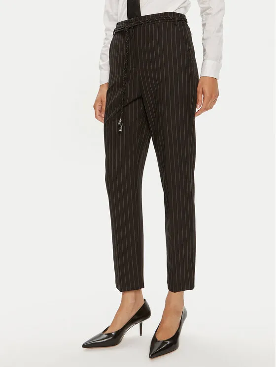 Παντελόνι υφασμάτινο · Μαύρο · Regular Fit