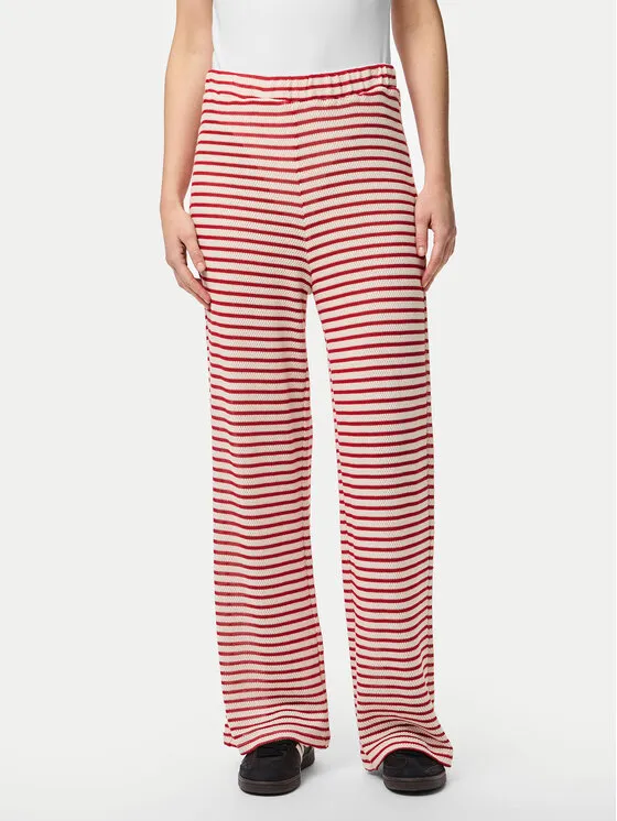 Pieces Παντελόνι υφασμάτινο · Κόκκινο · Regular Fit