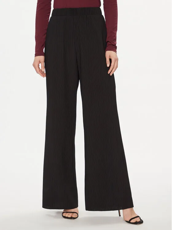 Pieces Παντελόνι υφασμάτινο · Μαύρο · Regular Fit
