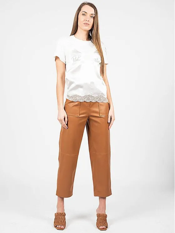 T-Shirt · Λευκό
