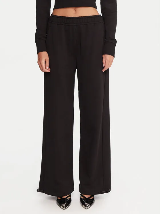Παντελόνι φόρμας · Μαύρο · Regular Fit