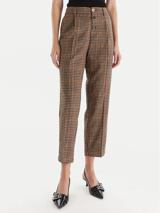 Παντελόνι υφασμάτινο · Καφέ · Regular Fit