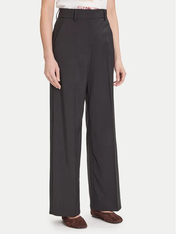 Παντελόνι υφασμάτινο · Μαύρο · Regular Fit