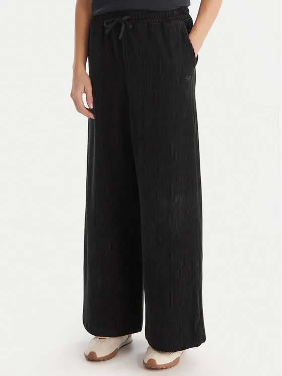 Παντελόνι υφασμάτινο · Μαύρο · Regular Fit