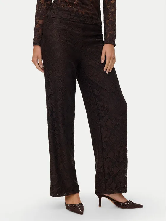 Παντελόνι υφασμάτινο · Καφέ · Regular Fit