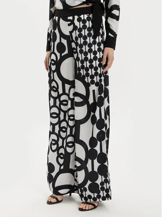 Παντελόνι υφασμάτινο · Μαύρο · Relaxed Fit