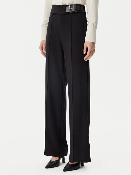 Παντελόνι υφασμάτινο · Μαύρο · Regular Fit