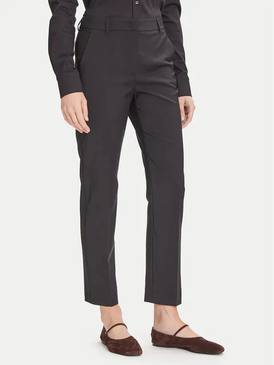 Παντελόνι υφασμάτινο · Μαύρο · Slim Fit