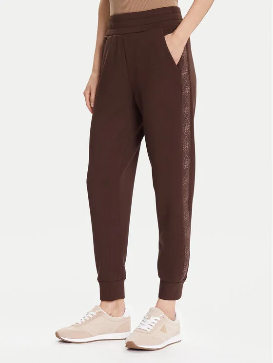Παντελόνι φόρμας · Καφέ · Slim Fit