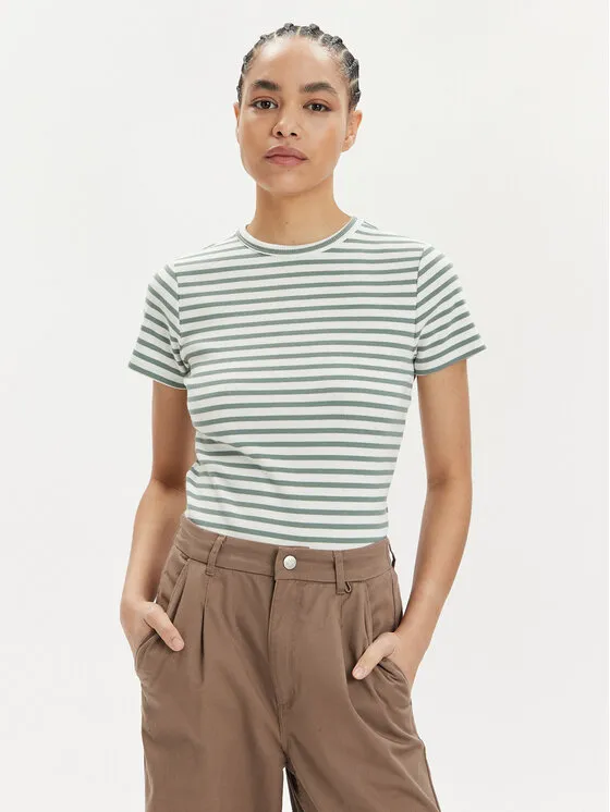 T-Shirt · Λευκό