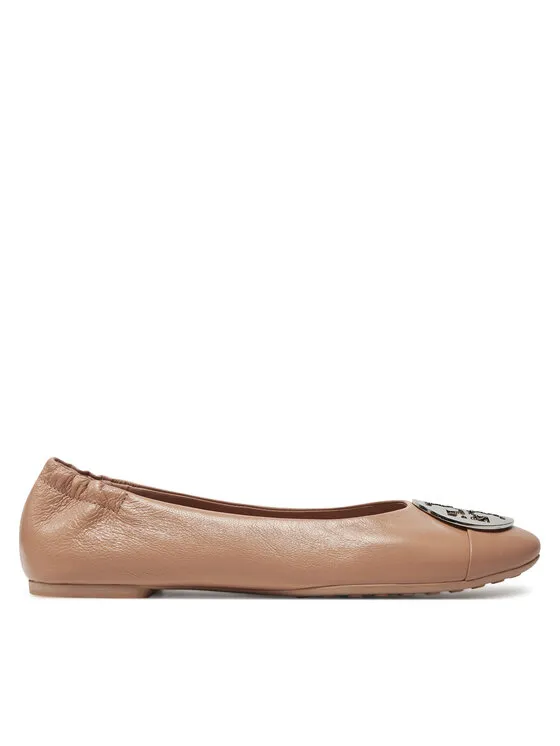 Μπαλαρίνες · Μπεζ