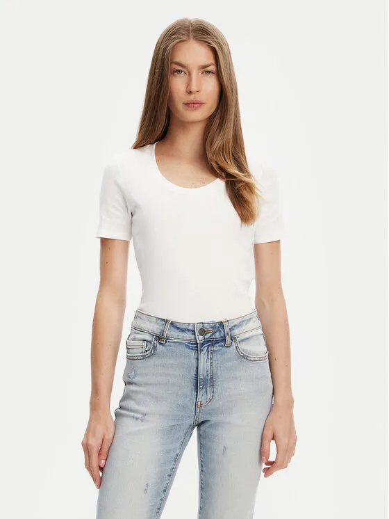 T-Shirt · Λευκό