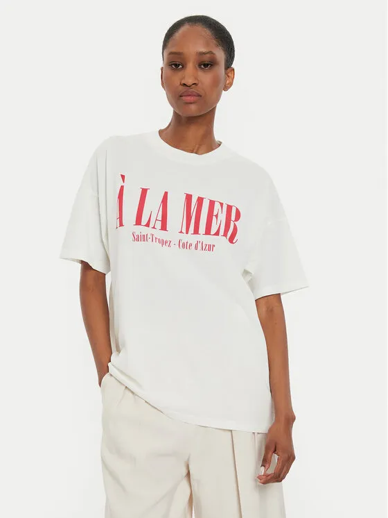 T-Shirt · Εκρού
