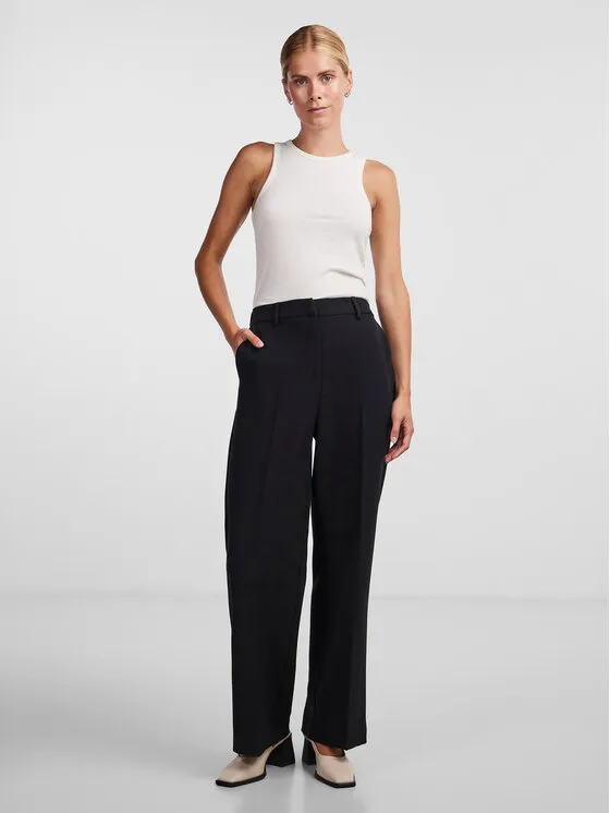 YAS Παντελόνι υφασμάτινο · Μαύρο · Regular Fit