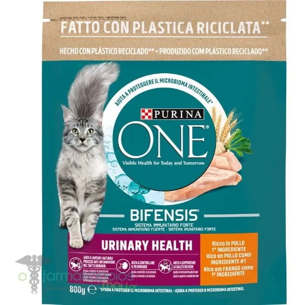 Purina One Urinary Care Complete Food for Adult Cats with Chicken, 800g