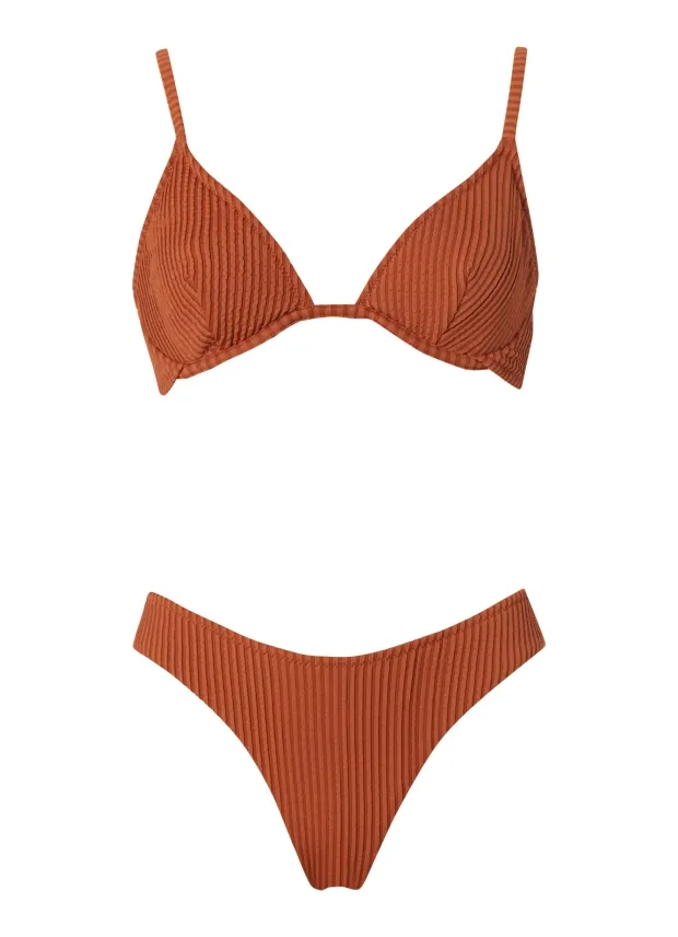 Calisa Honey Curly
