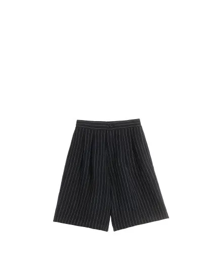 Knee-length striped-linen shorts