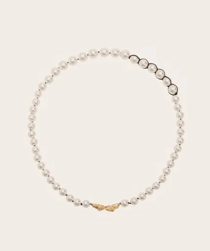 Pearl necklace