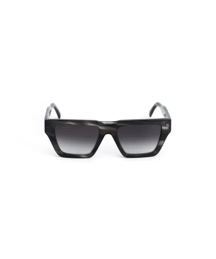 Rectangular classic shape sunglasses
