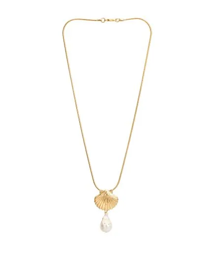 Seashell with pearl necklace